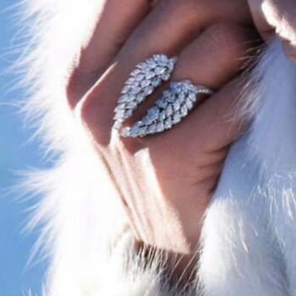 New 18k rose gold plated angel wings adjustable Ring - Picture 2 of 3